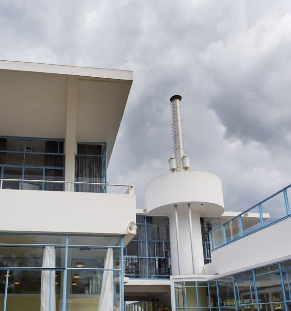 Dudok_and_Duiker_Zonnestraal-600x840-1